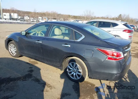 2015 Nissan Altima 2.5 S from USA, damaged, VIN 1N4AL3AP8FN335730
